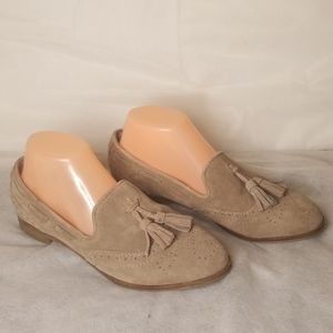 DOLCE VITA TAN SUEDE LOAFERS W/TASSEL FLATS SZ 8